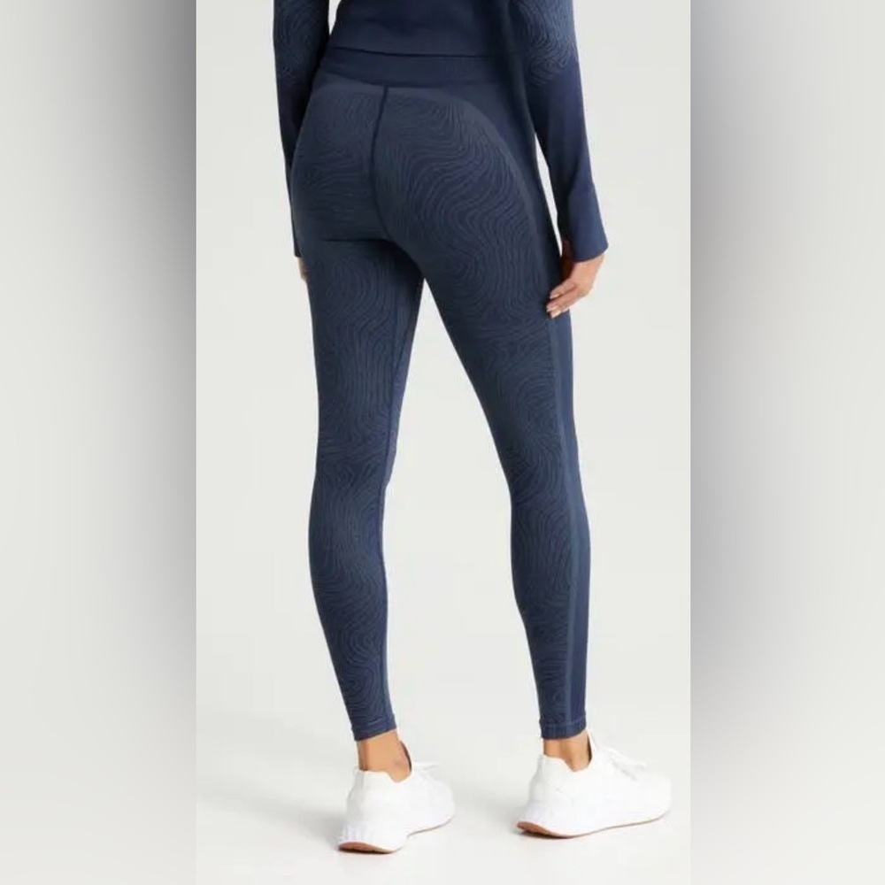 Zella Seamless Jacquard Base Layer Ivory Legging - Picture 8 of 8